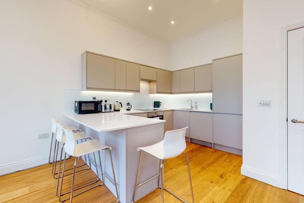 Modern 1 Bed Flat Camden 5 Min Walktube Station Apartment London Bagian luar foto